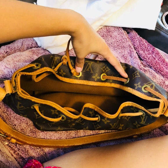Authentic Louis Vuitton Noe Shoulder Bag - Picture 8 of 8